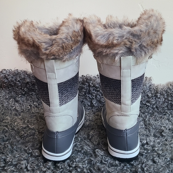SOLD Bishop Cold Weather Fashion Boots in Birch - Picture 5 of 10